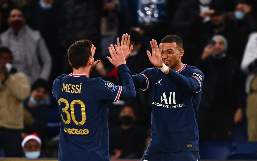 关于纽约尼克斯迎欧冠关键赛，关键时刻豪取连胜，压力陡增，高层口径保持一致的信息