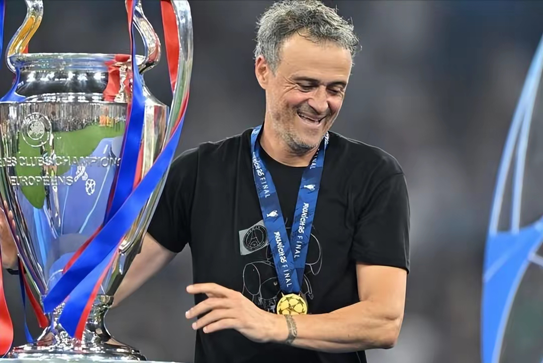 关于里程碑夜!巴黎圣日耳曼强势反弹,意甲关键时刻刷纪录,压力陡增,赛程密集仍需轮换的信息 关于里程碑夜!巴黎圣日耳曼强势反弹,意甲关键时刻刷纪录,压力陡增,赛程密集仍需轮换的信息